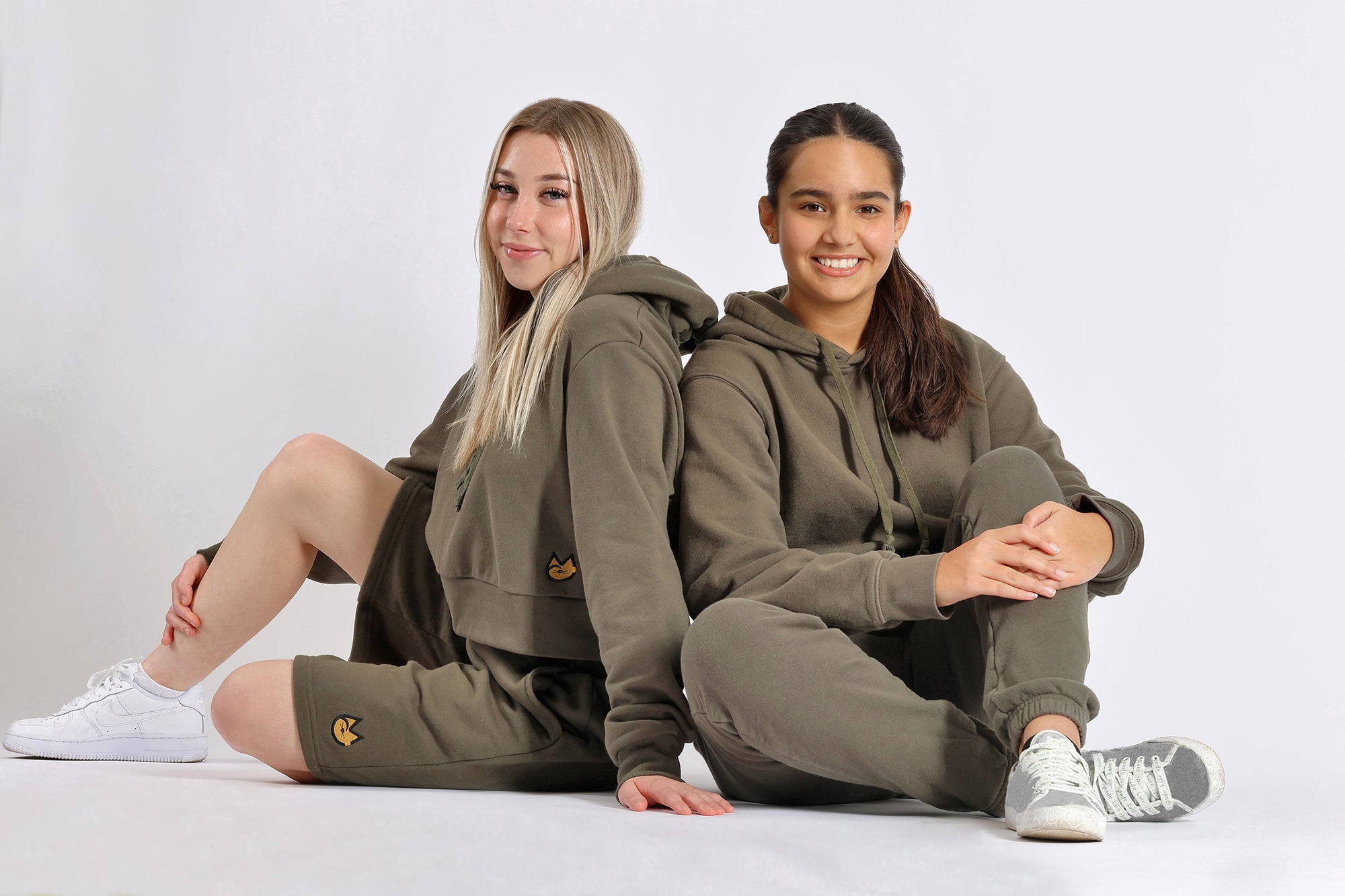 MADDIE CROP HOODIE - OBVIOUSLY OLIVE